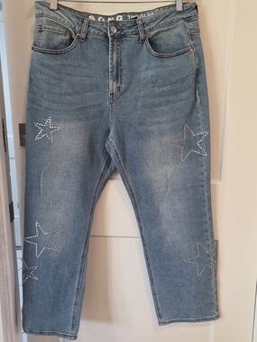 Y2K S.O.N.G. Star Rhinestone Jeans Cropped Straight Leg Light Wash Americana 13